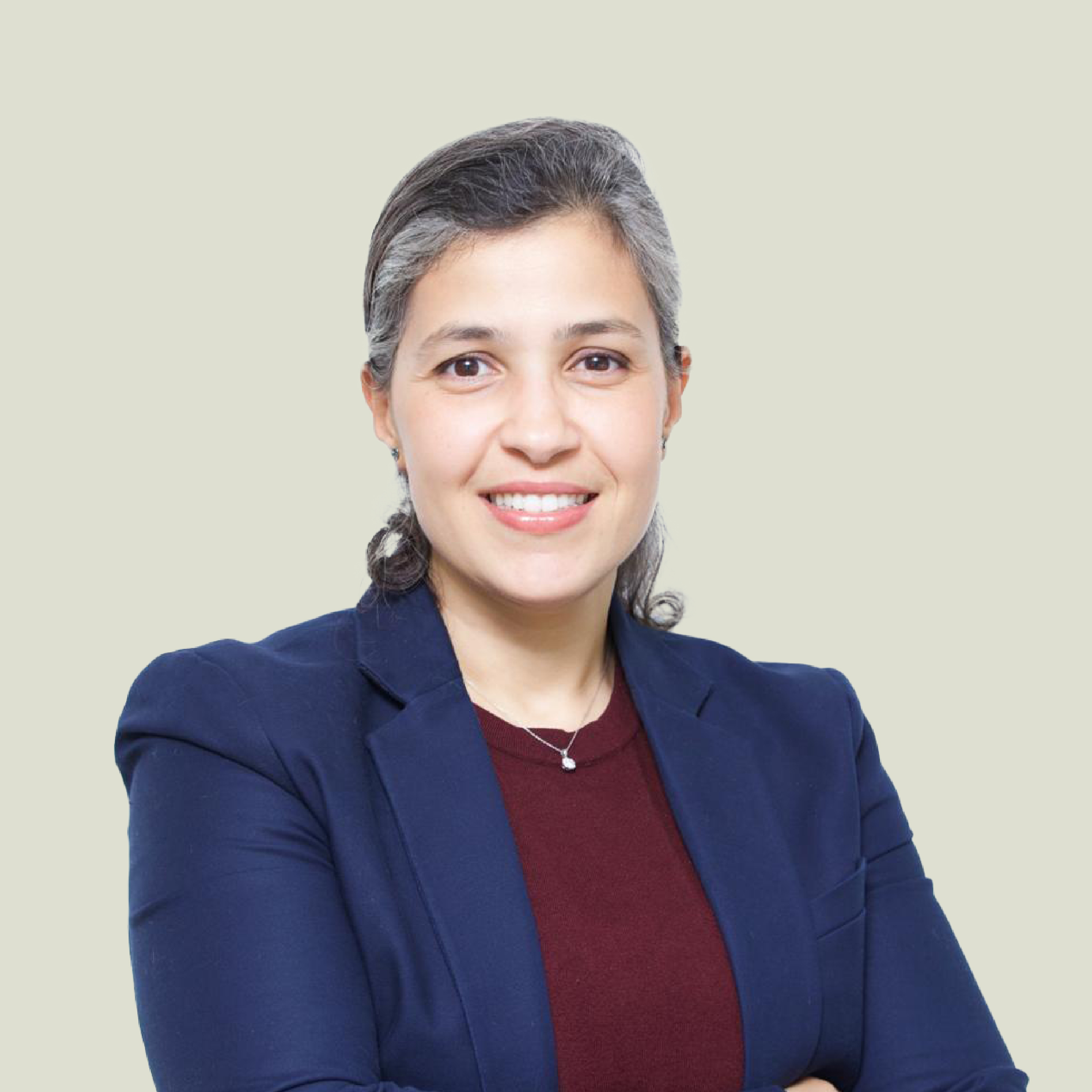 Dr. Asma Essat